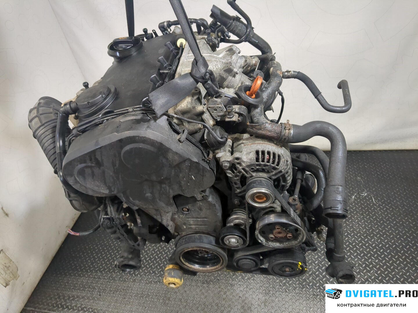 Двигатель Audi A4 B7 2005 - 2007 BRE 2 л., Дизель, TDI, артикул 8293609