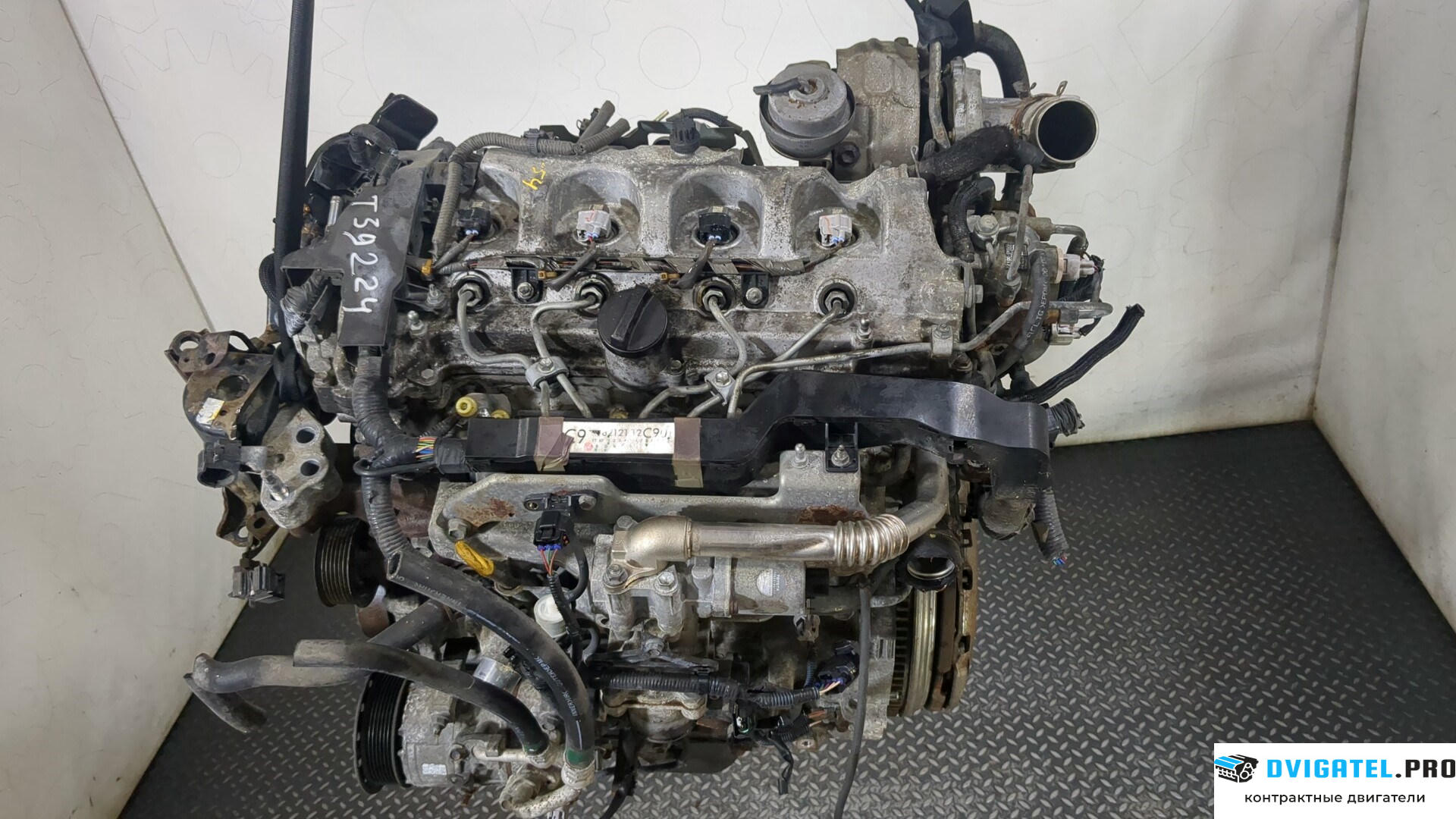 Двигатель Toyota Auris E15 2006 - 2012 1AD-FTV 2 л., Дизель, D-4D, артикул 8864491