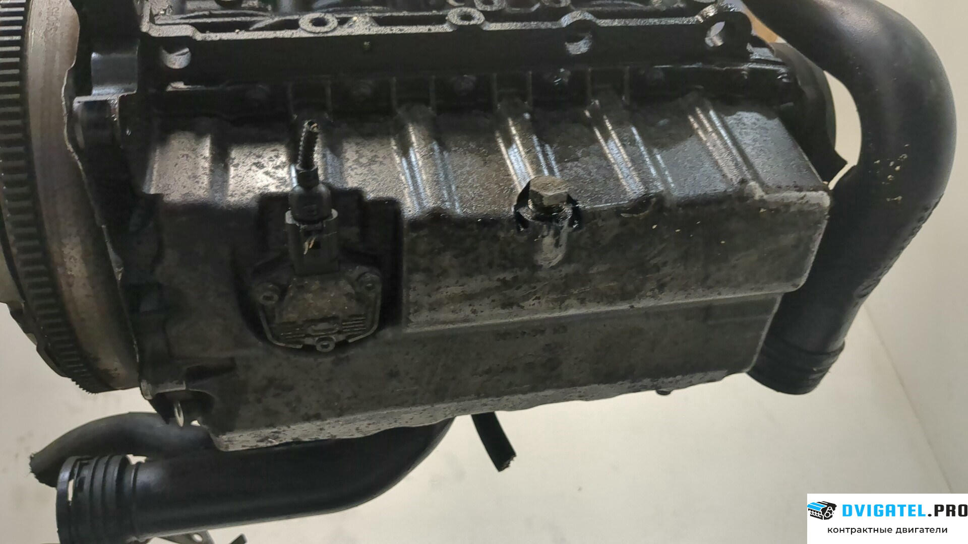 Двигатель Volkswagen Golf 5 2003 - 2009 BKC 1.9 л., Дизель, TDI, артикул 8592134