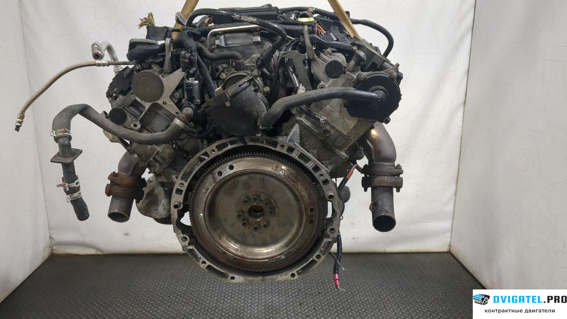 Двигатель Mercedes GL X164 2006 - 2012 M273.923 4.7 л., Бензин, Инжектор, артикул 8413412