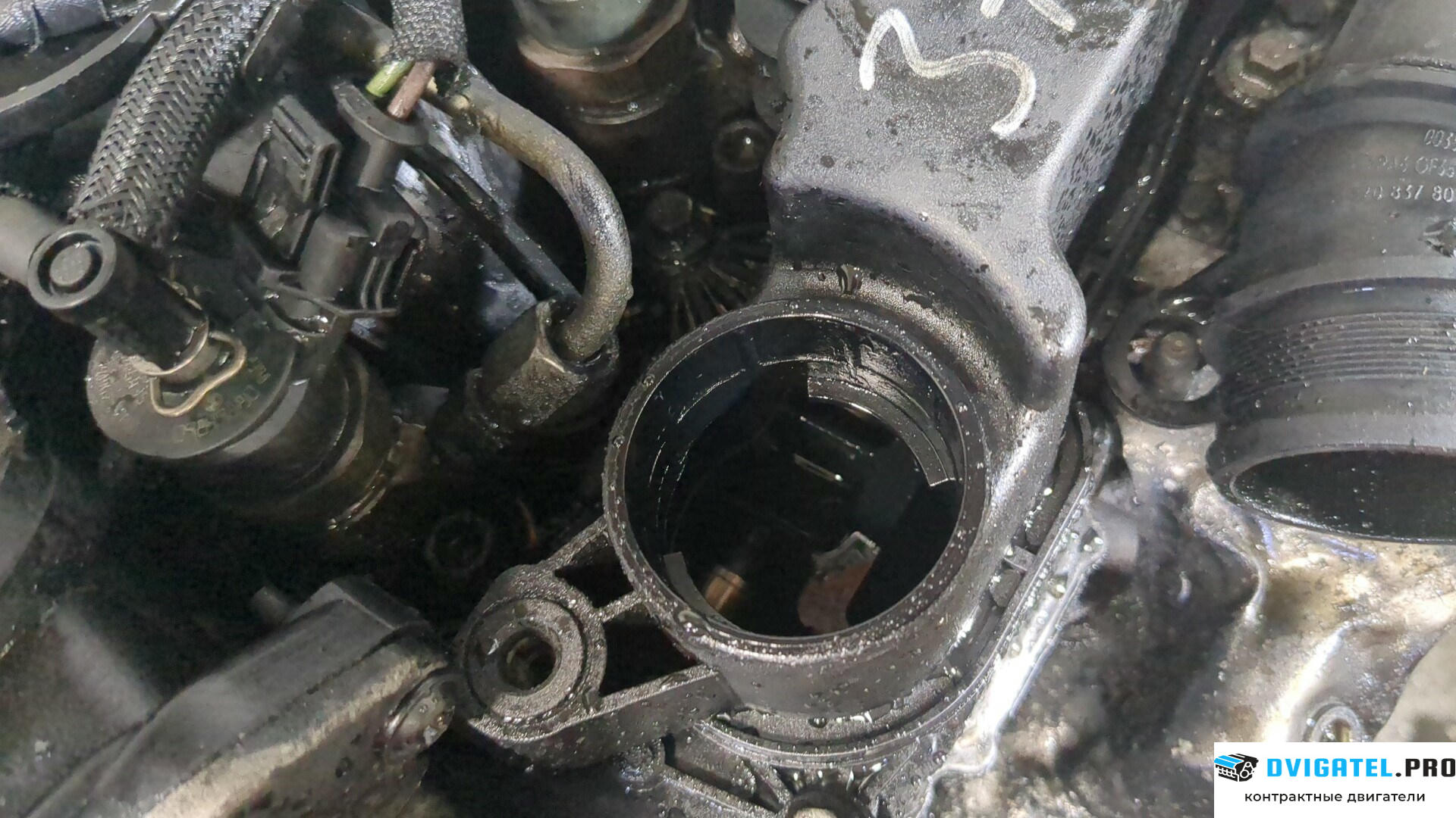 Двигатель Citroen C4 2004 - 2010 9HV 1.6 л., Дизель, HDI, артикул 8359348