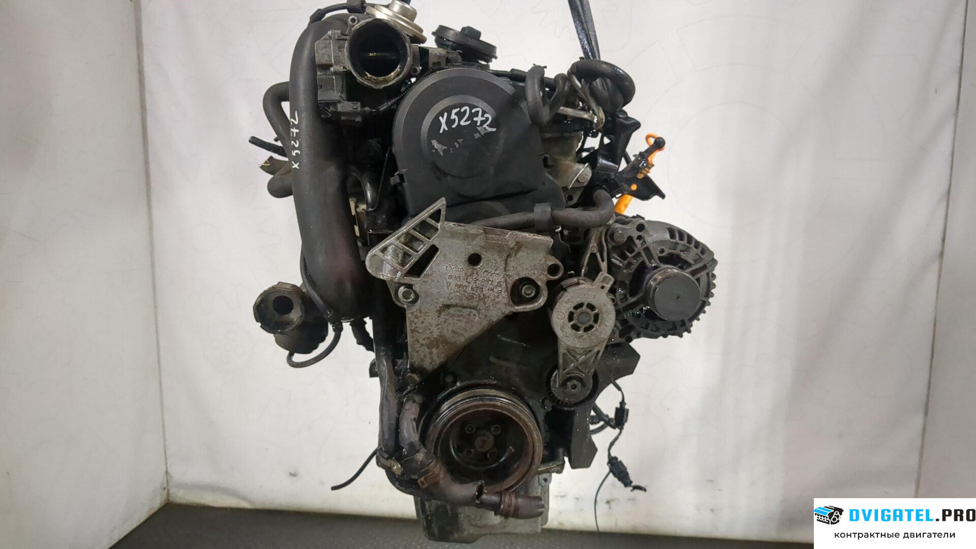 Двигатель Volkswagen Touran 2006 - 2010 BXE 1.9 л., Дизель, TDI, артикул 9193529