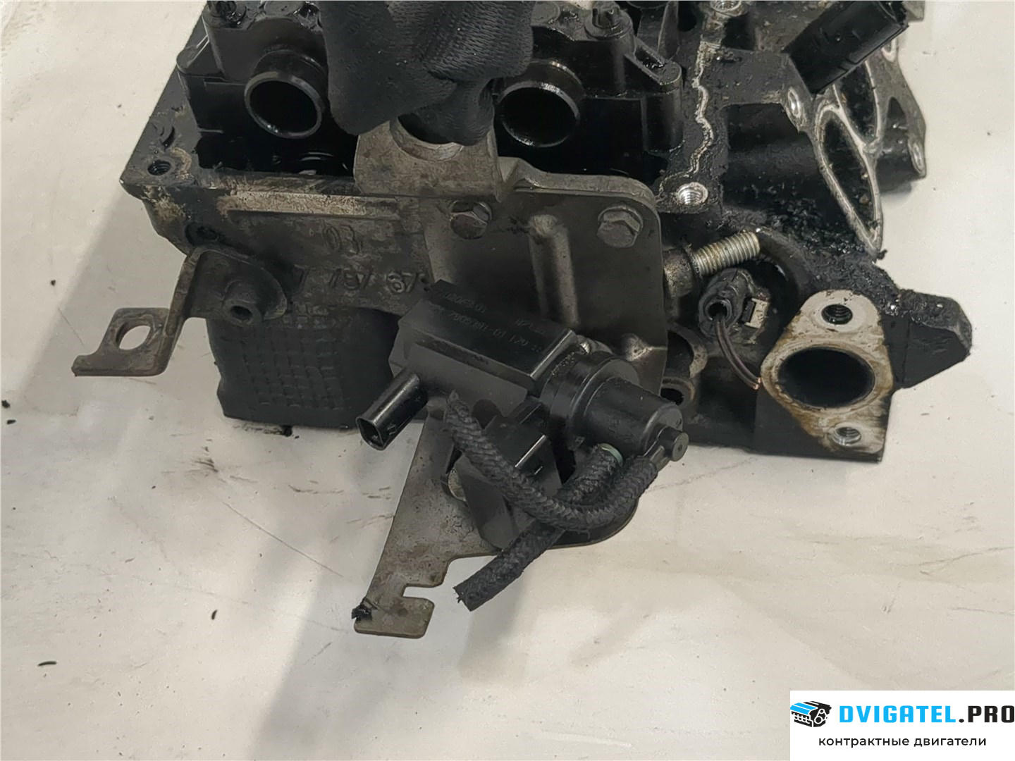 Головка блока цилиндров (ГБЦ) BMW 3 E90, E91, E92, E93 2005 - 2012 N47D20A 2 л., Дизель, TDI, артикул 8123025