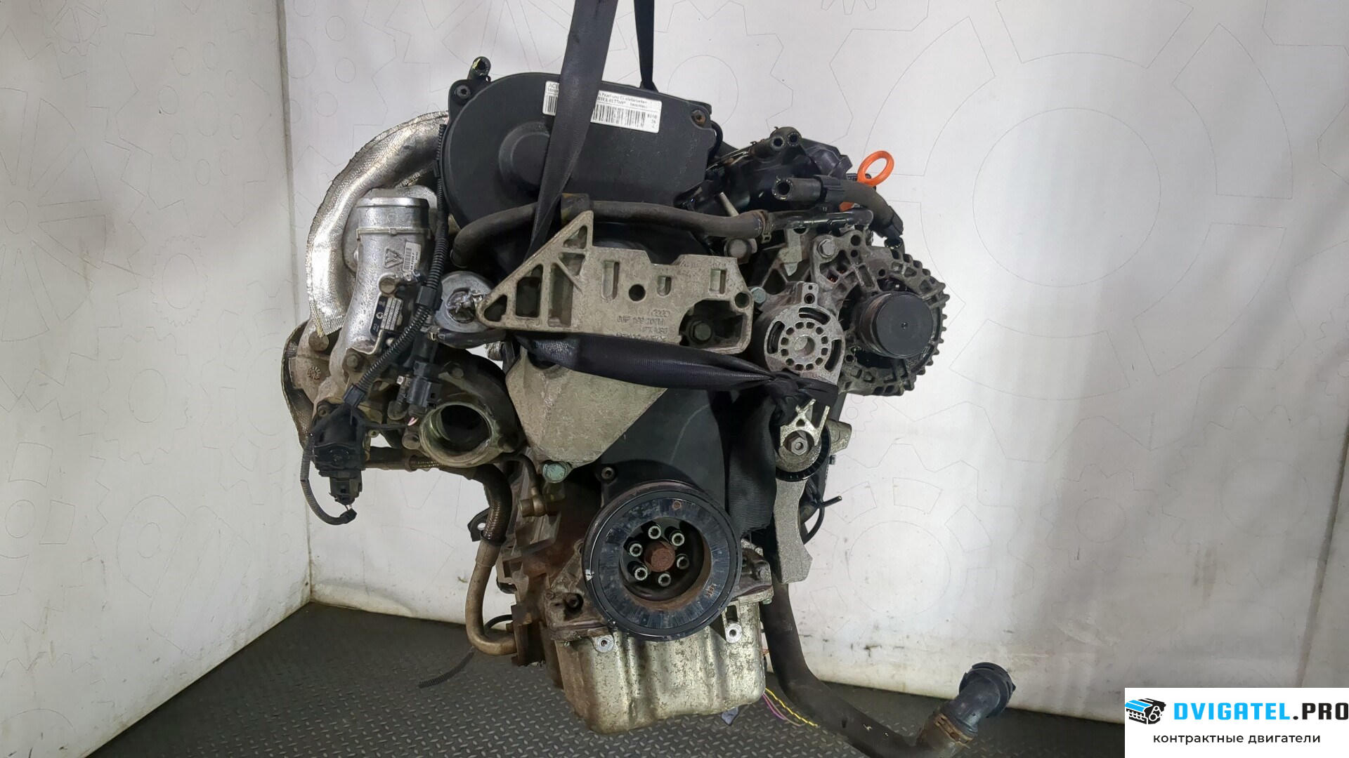 Двигатель Skoda Octavia A5 2004 - 2008 BWA 2 л., Бензин, FSI, артикул 9122716
