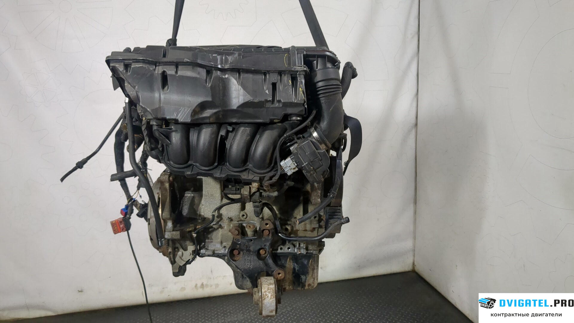 Двигатель Mini Cooper R56/R57 2006 - 2013 N12B16A 1.6 л., Бензин, Инжектор, артикул 8975180