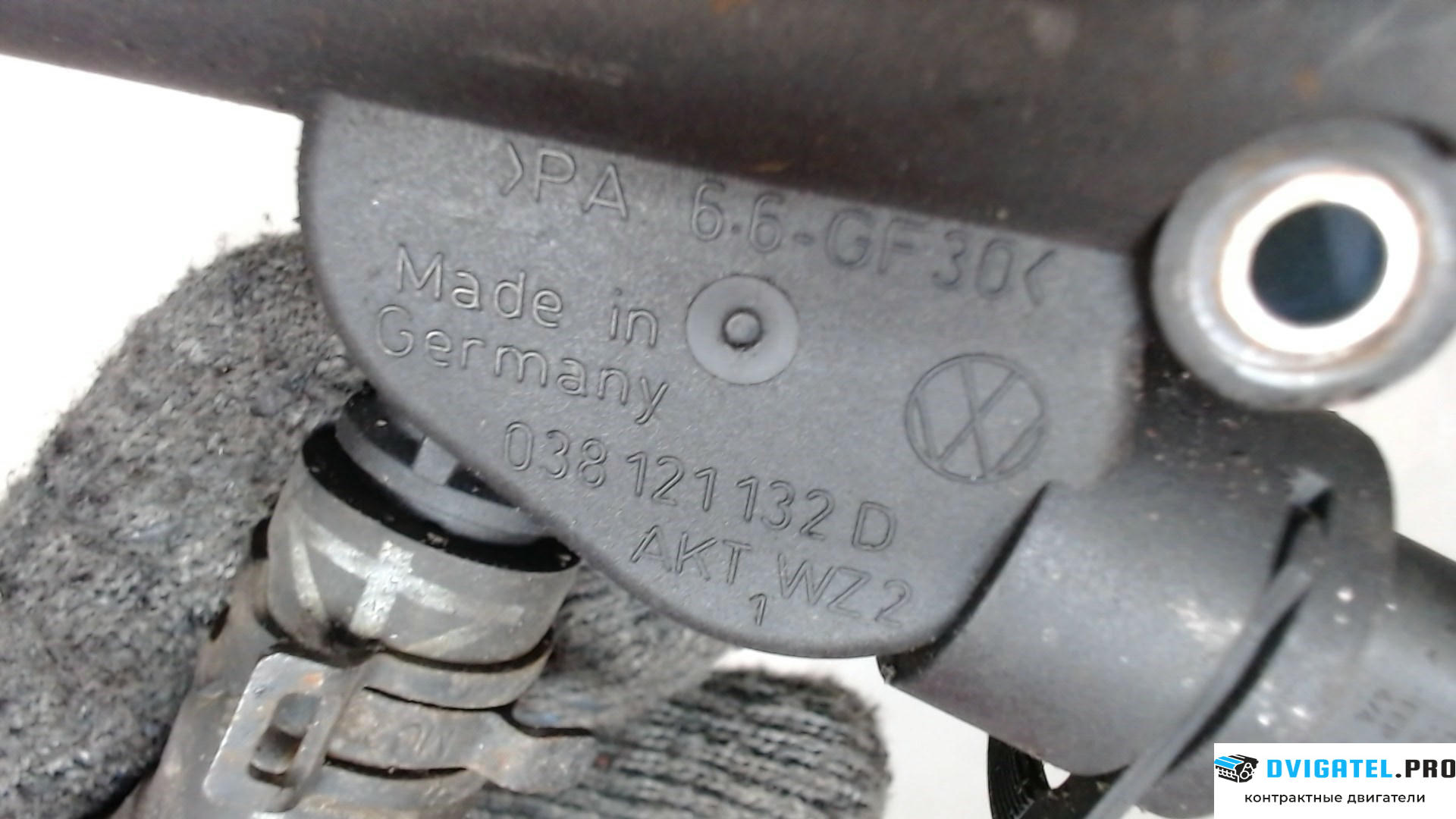 Двигатель Volkswagen Golf 5 2003 - 2009 BXE 1.9 л., Дизель, TDI, артикул 7400426