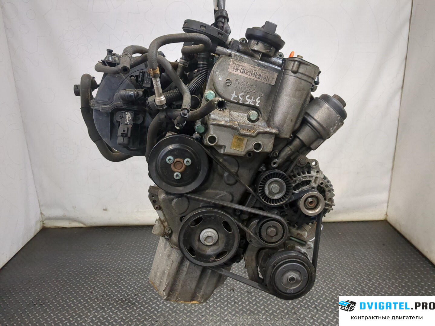 Двигатель Volkswagen Touran 2003 - 2006 BLF 1.6 л., Бензин, FSI, артикул 8387735